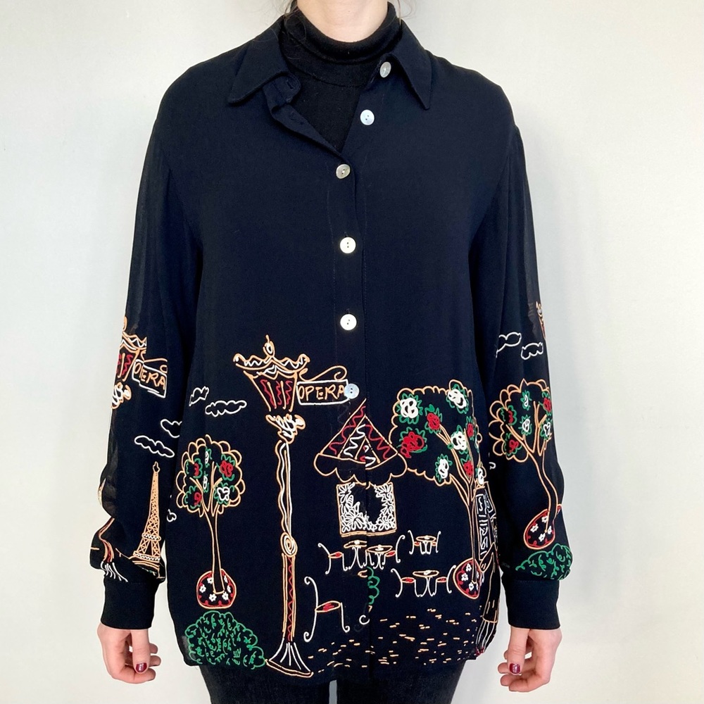 Vintage Palisades Paris France Moulin Rouge French bistro scene sheer blouse. 🖤